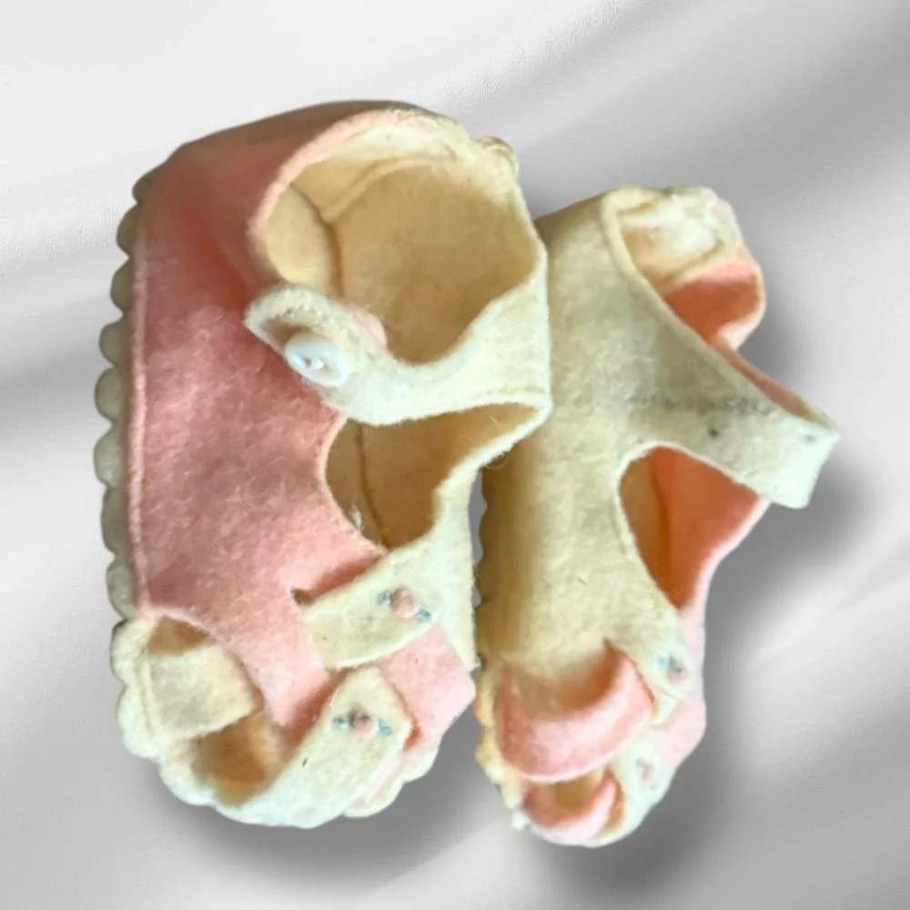 Vintage Pink‎ Felt Newborn Baby Booties